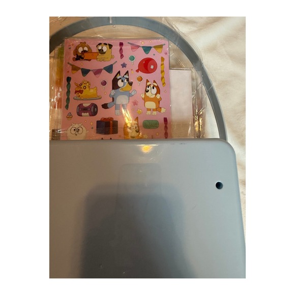 Bluey Activity Case Set with Stickers Activity Book and Art Supplies Blue Case - Picture 5 of 5